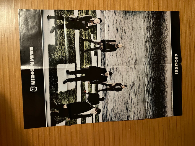 SUOSIKKI JULISTE RAMMSTEIN JA GWEN STEFANI HYVÄ