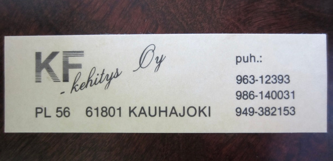 Retro tarra:  KF  -kehitys  Oy