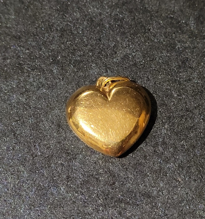 Sydänriipus 14K 585 kultaa