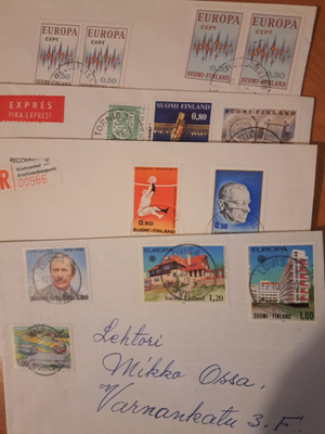 Postilähetyksiä 4 kpl
