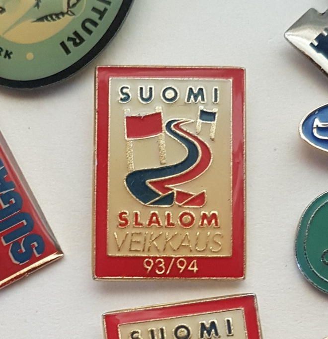 Suomi slalom 93/94 pinssi