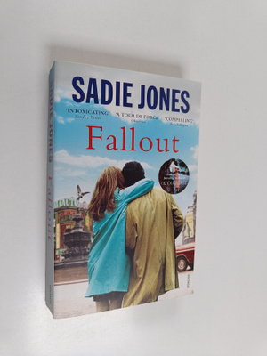 Sadie Jones : Fallout