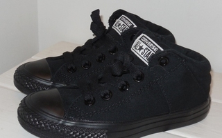 30 - Converse All Star mustat tennarit * UUDET
