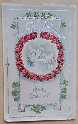 Kyyhkyt tuovat kukkia ja kirjeen, ruususeppele, p. 1921
