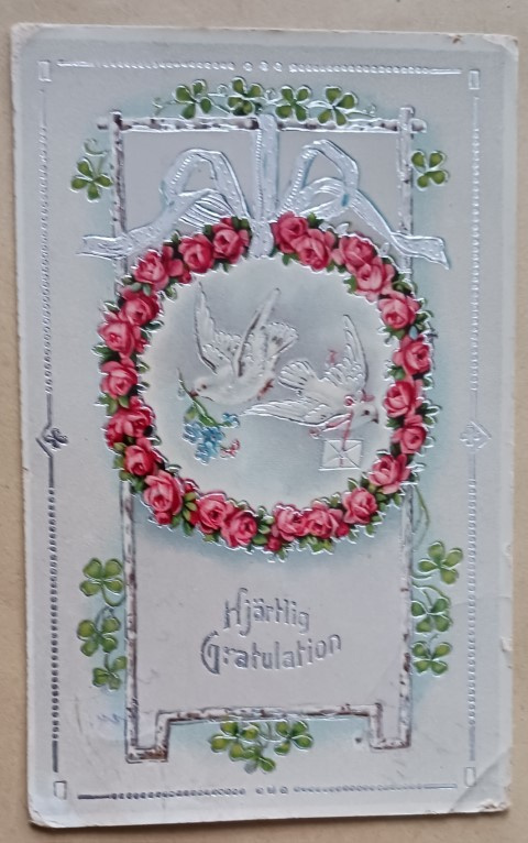 Kyyhkyt tuovat kukkia ja kirjeen, ruususeppele, p. 1921