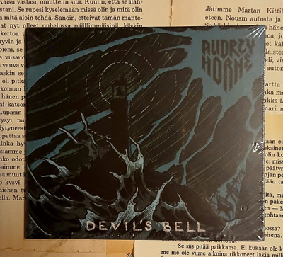 Audrey Horne - Devil's Bell (UUSI CD)