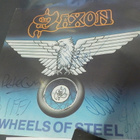 SAXON - WHEELS OF STEEL 7'' KOKO BÄNDIN NIMMAREILLA - pikkukuva 1