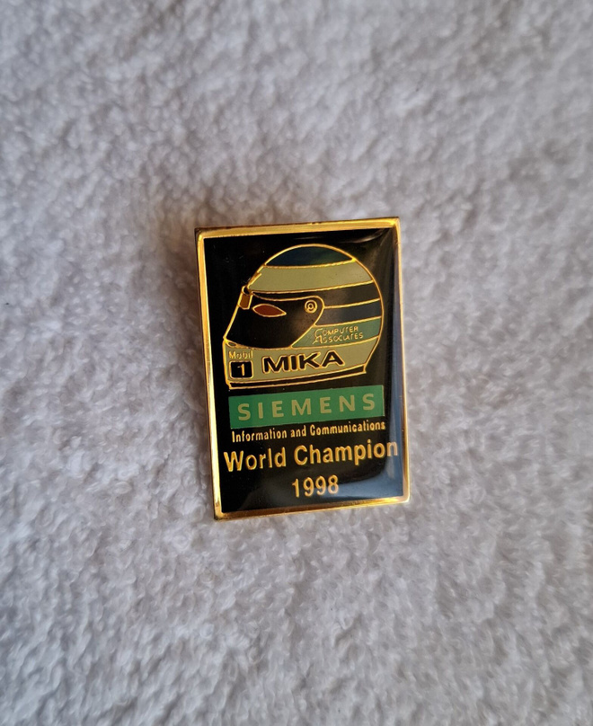 World Champion 1998 Mika Häkkinen Siemens pinssi