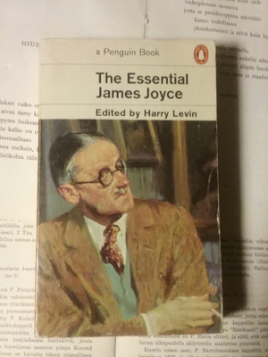 The Essential James Joyce (paperback)