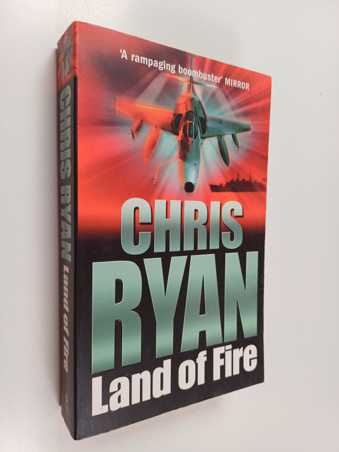 Chris Ryan : Land of fire