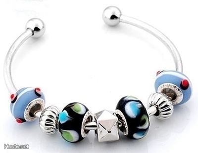 650 .. Käsityönä Tehdyt Lampwork Taidelasi .. Rannekoru