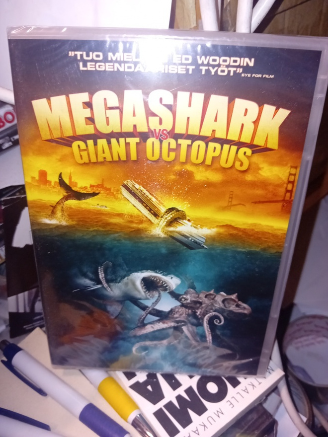 DVD MEGASHARK VS. GIANT OCTOPUS ( UUSI ) SIS POSTIKULU