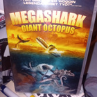 DVD MEGASHARK VS. GIANT OCTOPUS ( UUSI ) SIS POSTIKULU - pikkukuva 1
