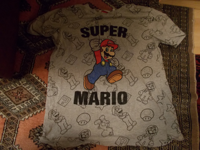 SUPER MARIO