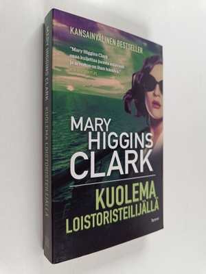 Mary Higgins Clark : Kuolema loistoristeilijällä
