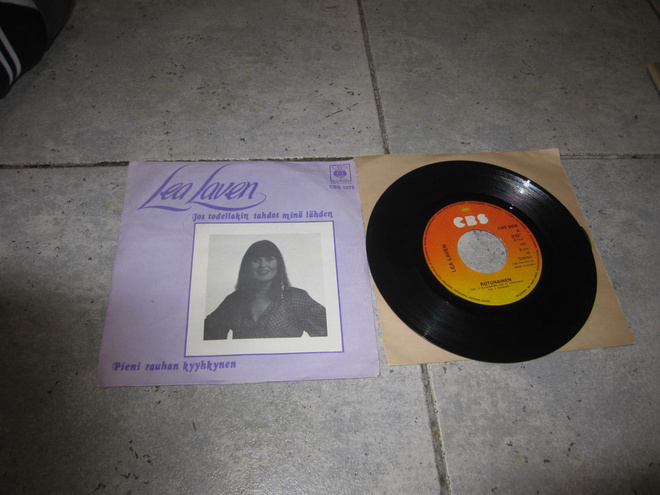 Lea Laven – Jos Todella Tahdot Minä Lähden / pieni rauhan,,,
