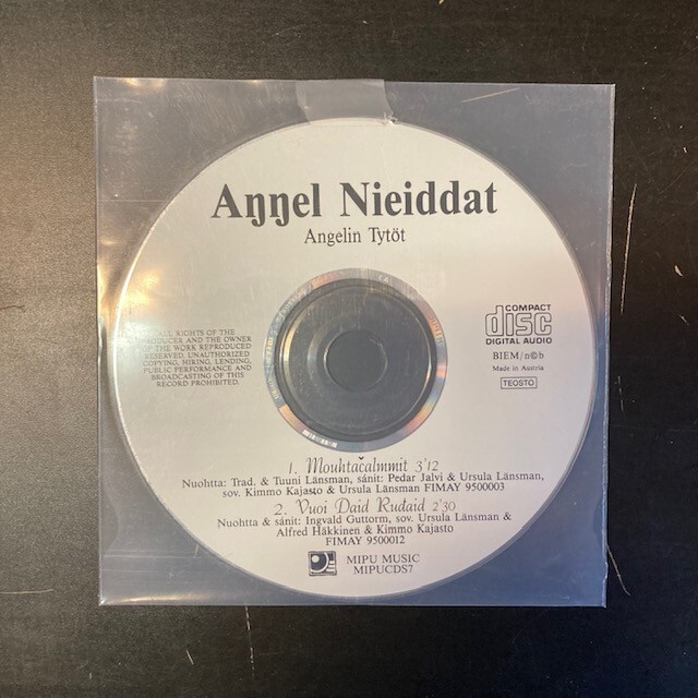 Annel Nieiddat / Angelin Tytöt - Mouhtacalmmit CDS