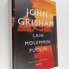 John Grisham : Lain molemmin puolin - pikkukuva 1