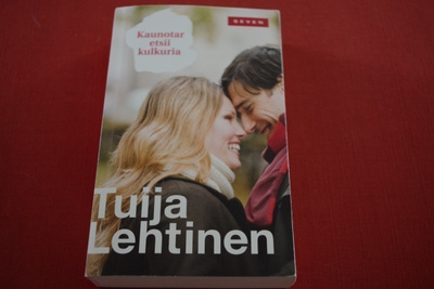 Tuija Lehtinen: Kaunotar etsii kulkuria (2013)
