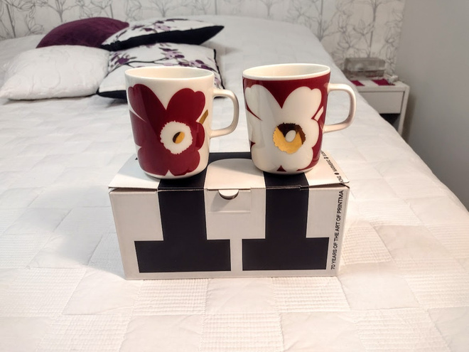 Juhla Unikko mukipaketti 2 mukia 54e (Marimekko)