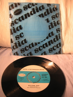 Petri & Pettersson Brass: Sylvian äiti/ Kuunnelkaa, ku....7"