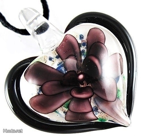1040 .. Murano Kaunis Lampwork Taidelasi .. Kaulakoru