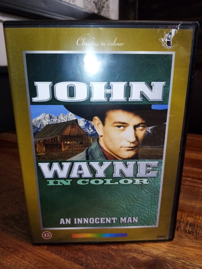 DVD John Wayne in COLOR - An innocent man ( SIS POSTIKULU)