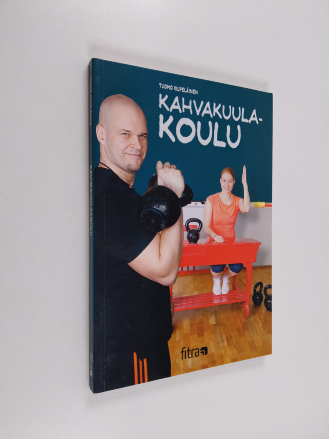 Tuomo Kilpeläinen : Kahvakuulakoulu
