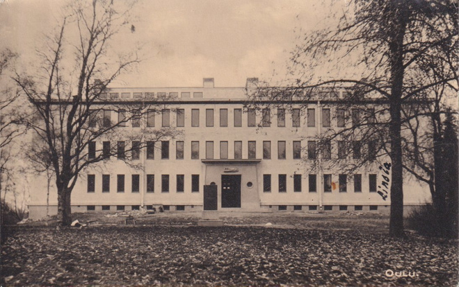 Oulu: Pohjois-Pohjanmaan museon päärakennus