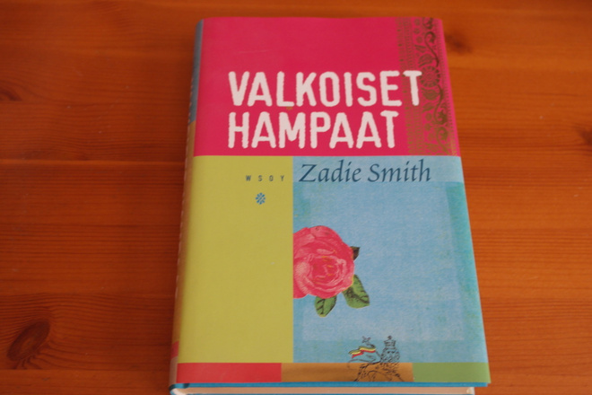 Zadie Smith:Valkoiset hampaat.Sid.