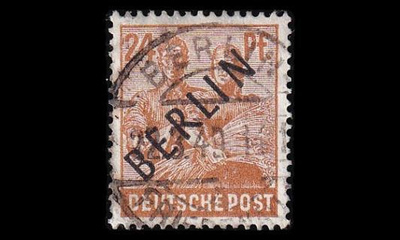 Berlin 9 o Musta päällepainama 24 Pf (1948)
