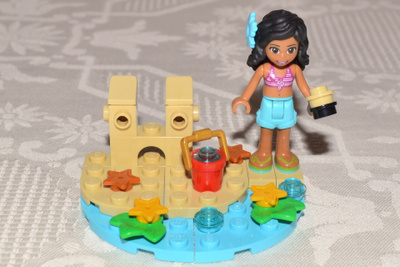 LEGO Friends - Kate hiekkarannalla -