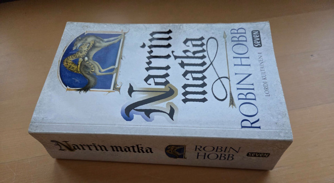 ROBIN HOBB . NARRIN MATKA . LORDI KULTAINEN 1