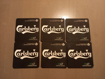 Kumiset Carlsberg tuopinaluset 6 kpl