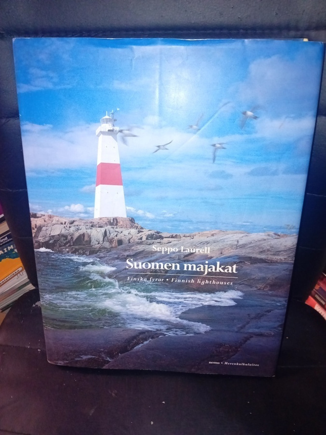 Laurell : Suomen majakat  ( SIS POSTIKULU )