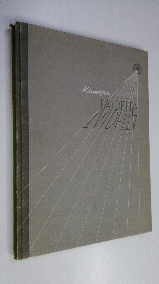 Santeri ym. (toim.) Levas : Kameran taidetta = Kamerakons...