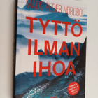 Mads Peder Nordbo : Tyttö ilman ihoa : Niviarsiaq ameqann... - pikkukuva 1