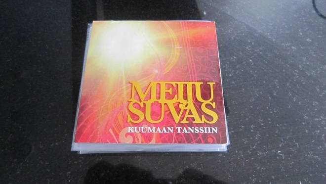 Meiju Suvas Kuumaan Tansiin cds case