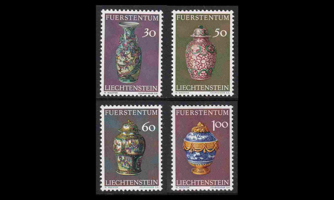 Liechtenstein 602-5 ** Kiinalaisia maljakoita (1974)