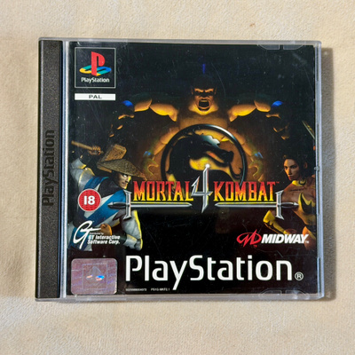 Mortal Kombat 4 PS1-peli (PAL)