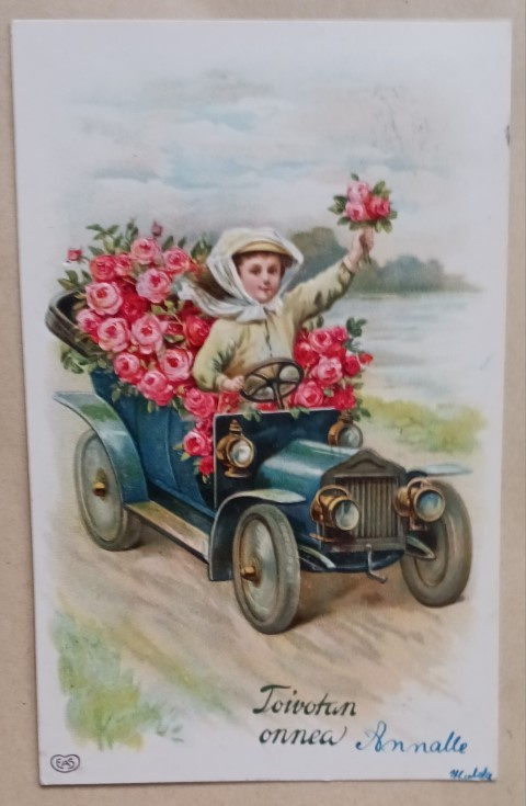 Leidi tuo auton täydeltä ruusuja onnitteluina, p. 1912