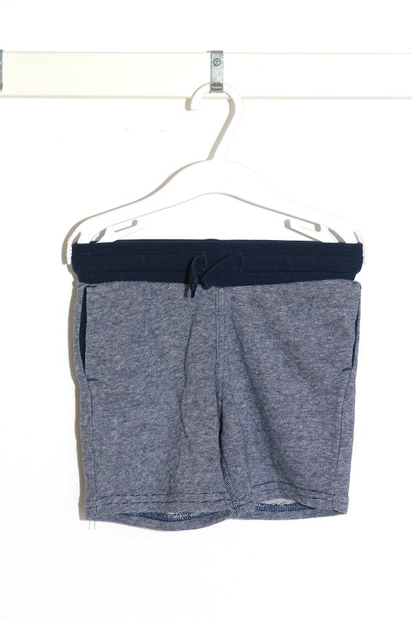 H&M - SINISET SHORTSIT - koko 98