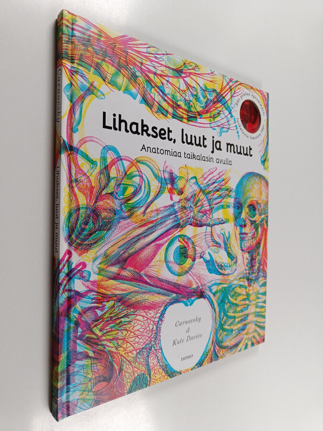 Carnovsky : Lihakset, luut ja muut : anatomiaa taikalasin...