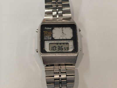 Seiko Pulsar Digital Analog Vintage Digital