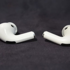 Apple AirPods Pro Gen 1 nappikuulokkeet, ehjät - pikkukuva 2