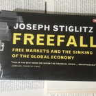 Joseph Stiglitz - Freefall (softcover) - pikkukuva 1