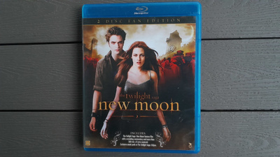 BD: The Twilight Saga: New Moon. 2 Disc Fan Edition