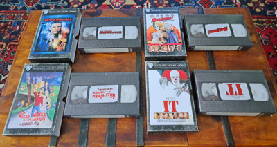 4 Blu-ray elokuvaa VHS-edition + julisteet boksit