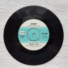 Johnny – Siis Eipä Huolta../ Salainen hymy 7" Single - pikkukuva 1