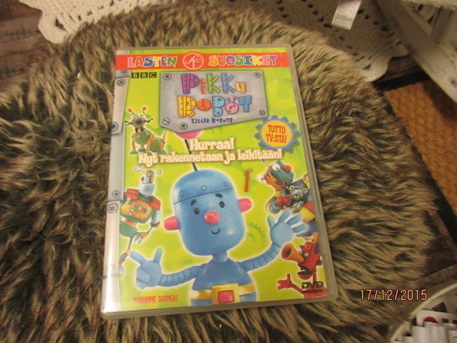 Pikku Robot - Hurraa! Nyt rakennetaan ja leikitään! (DVD)